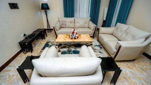Hotel Steps Premier Suites