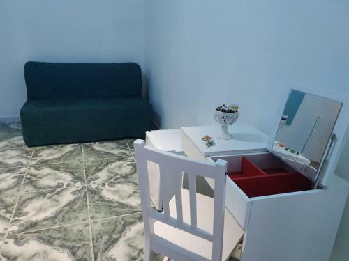 Hostal Capri View