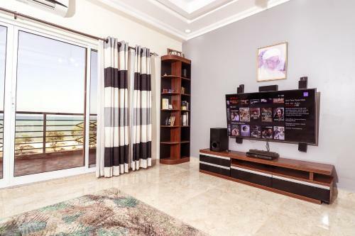 Luxurious 3br Apartment W/pool, Gym And Fast Wifi