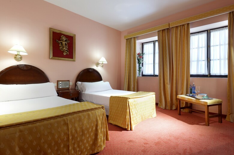 Hotel Crisol Monasterio de San Miguel