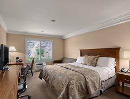 Days Inn Hotel Circle