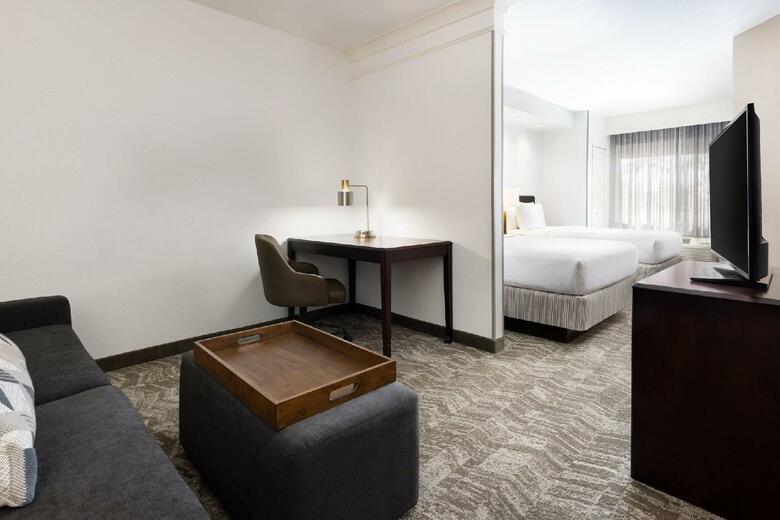 Hotel Springhill Suites Fresno