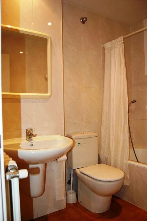 Hostal Paris