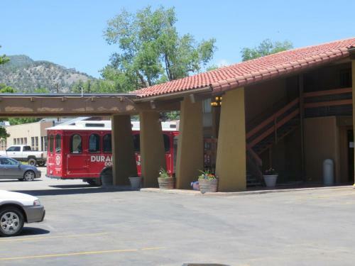 Motel Adobe Inn Durango