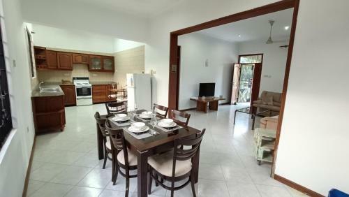 Dar Es Salaam Modern House Near Beach With Wifi