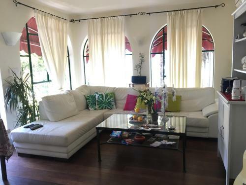 Hostal Villa Corteolivo