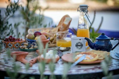 Hostal Afra House
