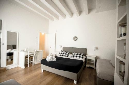 Hostal La Maison