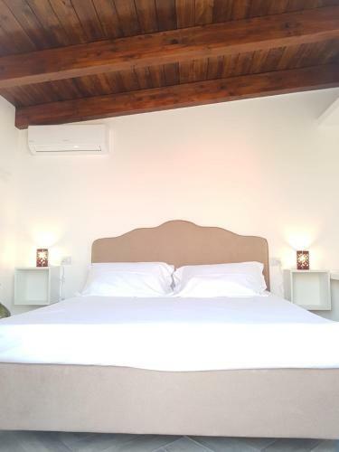 Hostal Il Pumo Bed & Breakfast