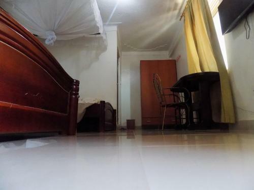 G-one Hotel