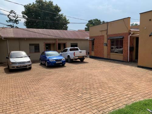 Posada Lark Suites -bukoto