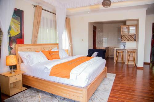 Hostal Savannah Suites