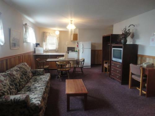 Rainbow Motor Inn