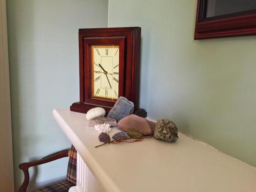 Bed & Breakfast At Wit's Inn