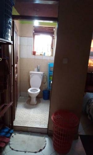 Richard Shared Apartment