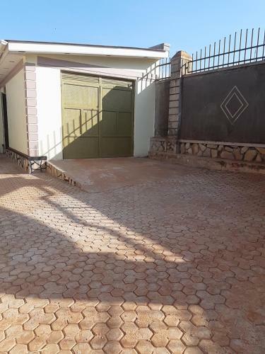 Bed & Breakfast Holiday Home