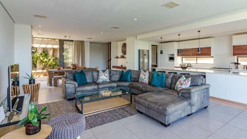 Villa 8 Oceans Edge, Zimbali Coastal Resort, Ballito