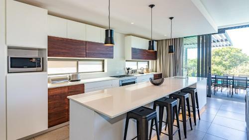 Villa 8 Oceans Edge, Zimbali Coastal Resort, Ballito