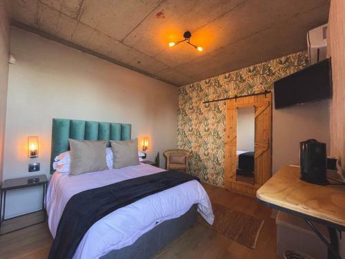 Hostal Le Bezz Guesthouse