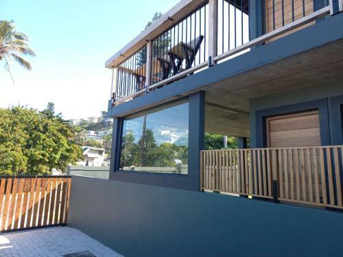 Hostal Le Bezz Guesthouse