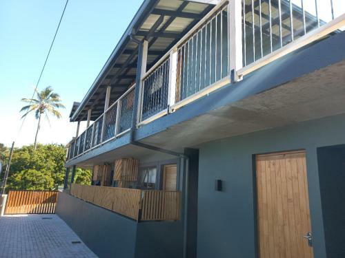 Hostal Le Bezz Guesthouse