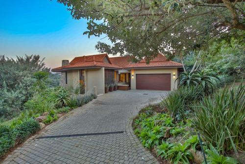Villa Zimbali 4 Bedroom With Pool Zhb1