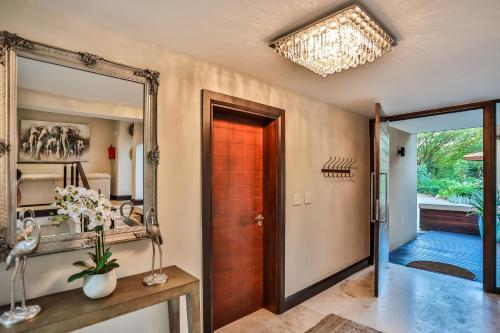 Villa Zimbali 4 Bedroom With Pool Zhb1