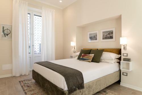 Hostal Longo Suites