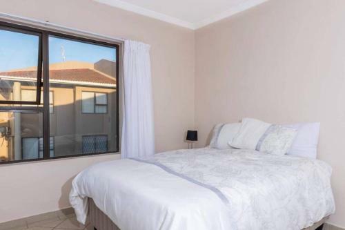 Sun N Surf Sunny And Spotless 1 Bedroom Apartment