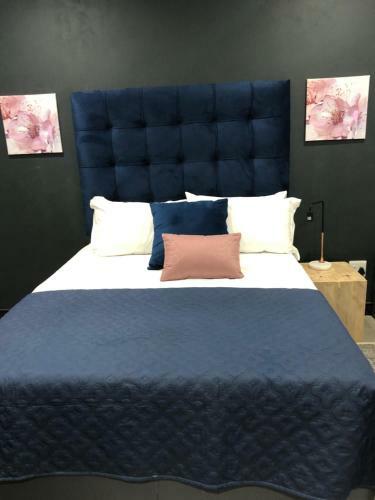 Hostal Morati Guesthouse