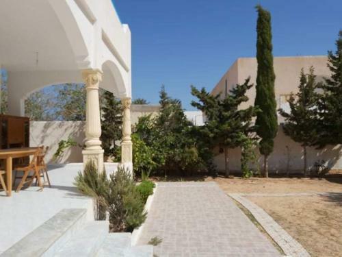 Villa Khalil