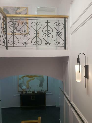 Hotel Executive Home Extension