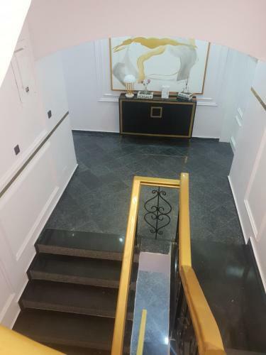 Hotel Executive Home Extension
