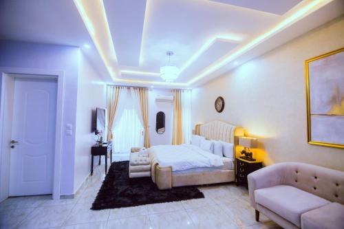 Shortlethomes Tiara's Short Let Apartment In Lekki Phase 1