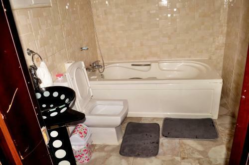 Hotel J Gibson Suites