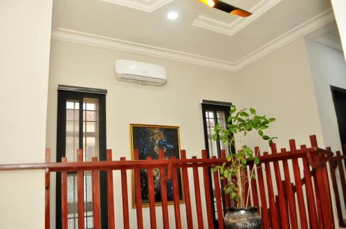 Hotel J Gibson Suites