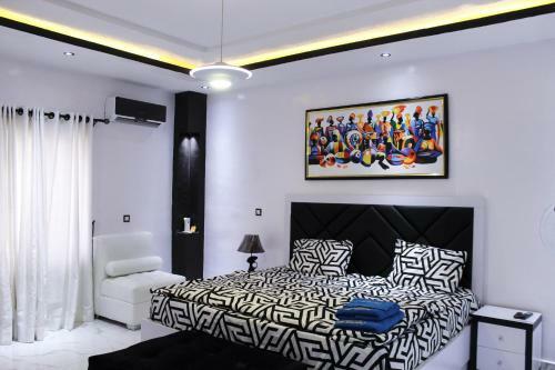 Sibt Apartment Chevron