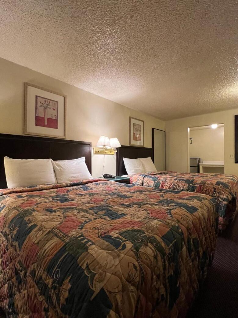 Columbus Motor Inn