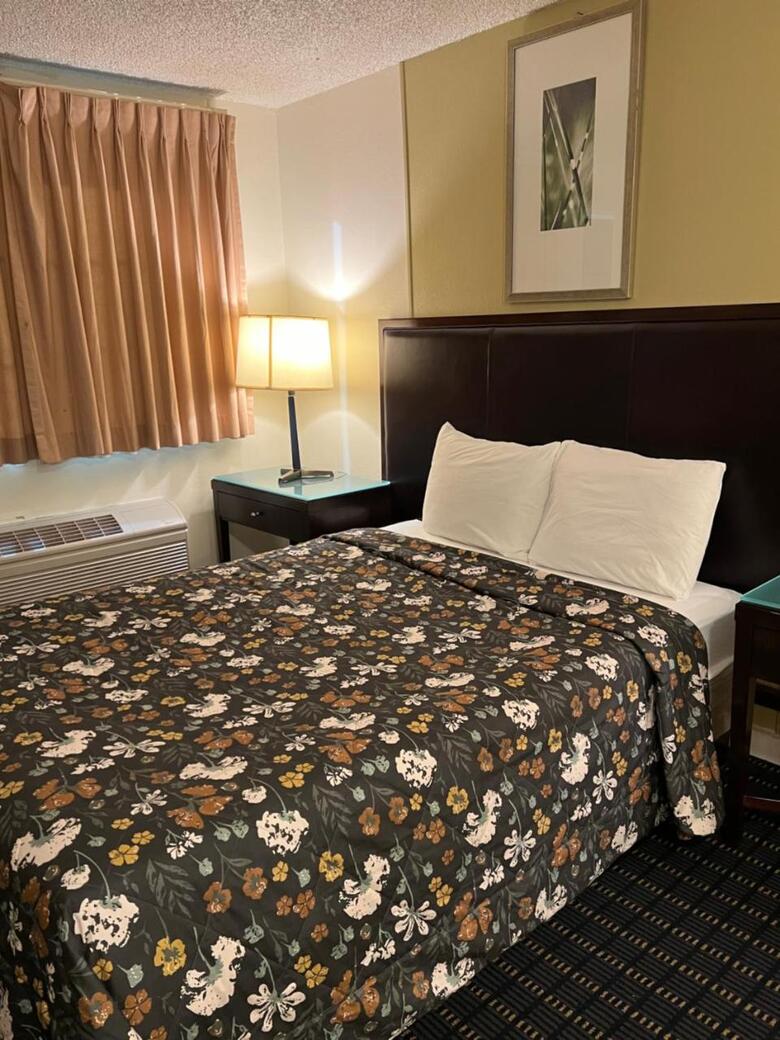 Columbus Motor Inn
