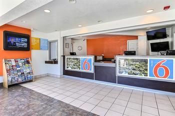 Motel 6 Oakland Airport