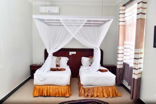 Hostal Room In Bb - Sea Crest Hotel Zanzibar 3