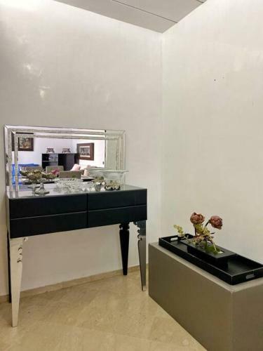 Lovely 3-bedroom Apartment With A Cozy Fireplace!