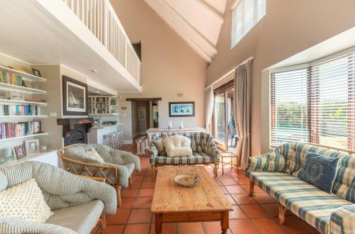 Willows Beach House