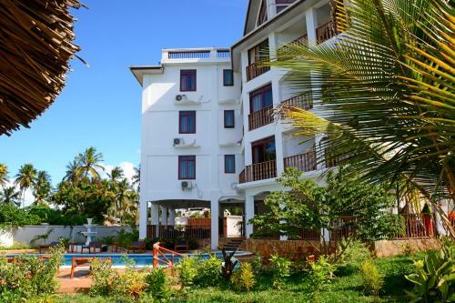 Zanoceanique Hotel