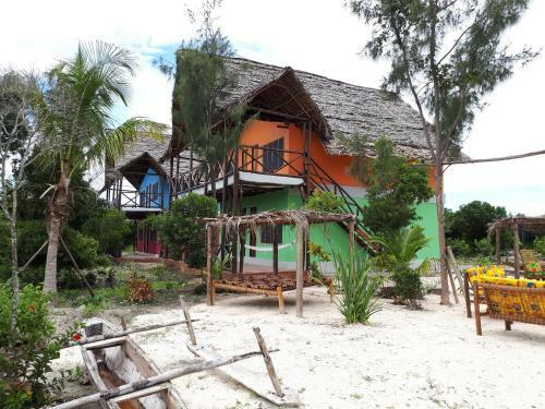 Lodge Jua Peponi