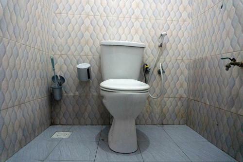 Spacious & Open Apartment With 3 A/c In Kiswandui