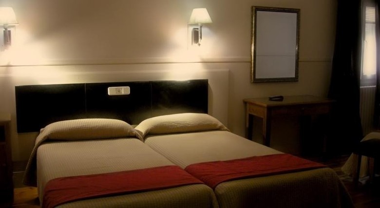 Hostal Canovas