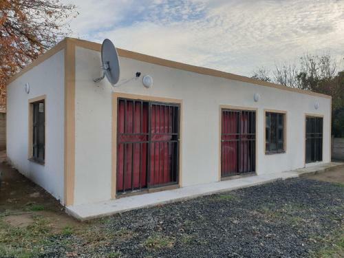 Hostal Lindo Guest House