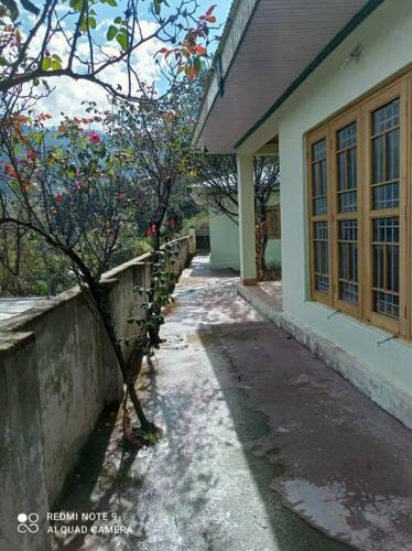 Twin Sister Huts - Rejuvenate In Himalayas