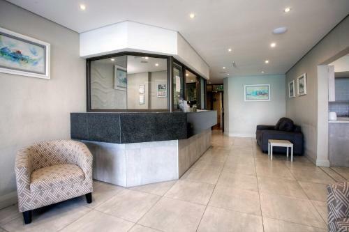 Marine Lodge